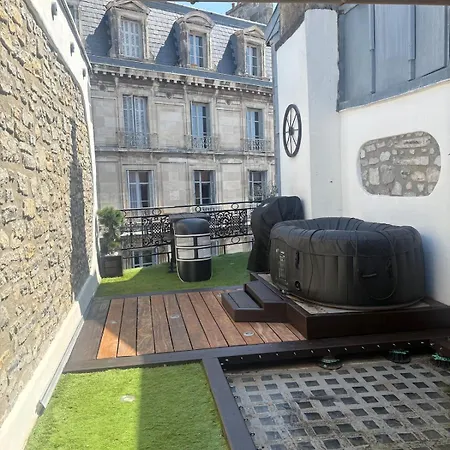 דירה Grand Duplex Avec Terrasse Centre Historique באיון